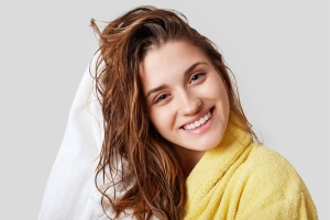 آیا شستن مو باعث رشد سریعتر مو می شود؟